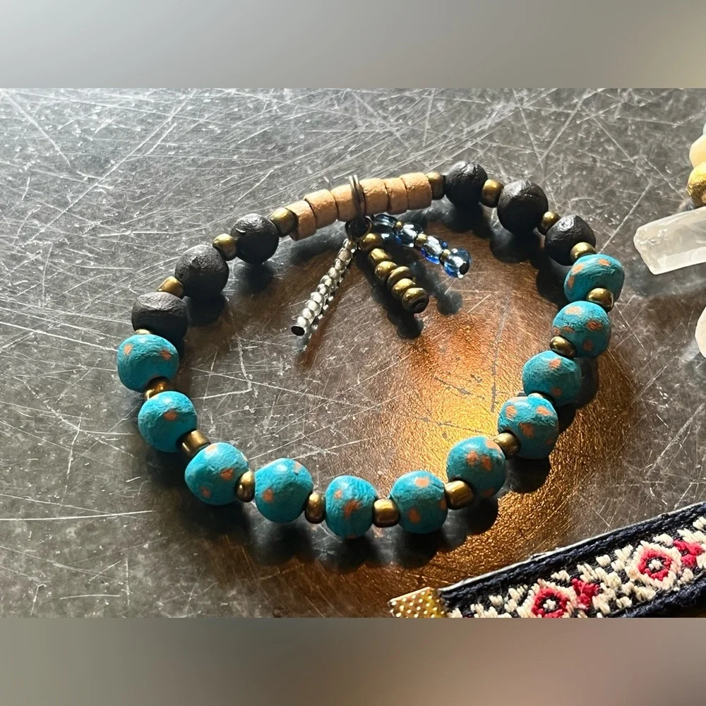 Women’s bundle of ten bracelets. Quartz, stone, beads, multicolored - Picture 7 of 10